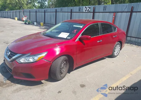 2018 Nissan Altima 2.5 S z USA, uszkodzony, nr VIN 1N4AL3AP3JC270774